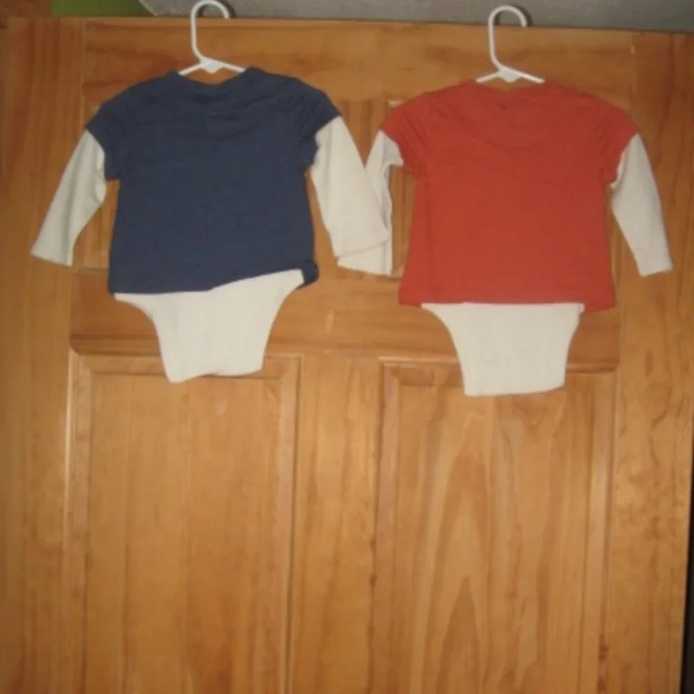 5/$20 Boys Old Navy Long Sleeve Bodysuit Bundle